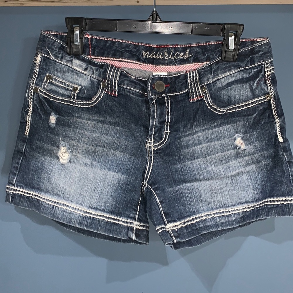 Maurice’s jean shorts. Size 5/6.